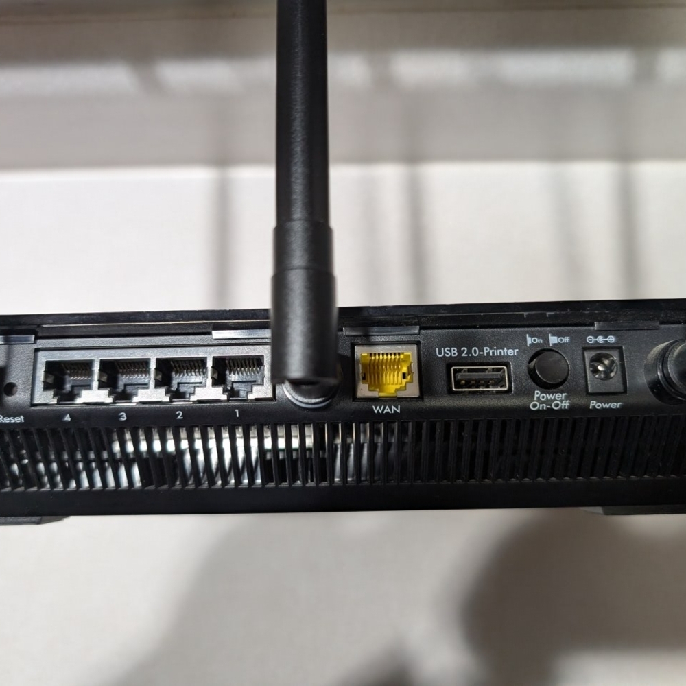 NETGEAR AC1750 DUALBAND Smart Wi-Fi Router - Picture 10 of 15